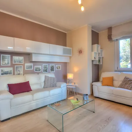 Alelù Classy And Chic Center - Happy