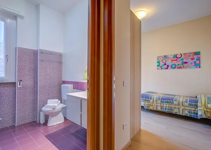 Alelu Classy And Chic Center - Happy Apartman Stresa